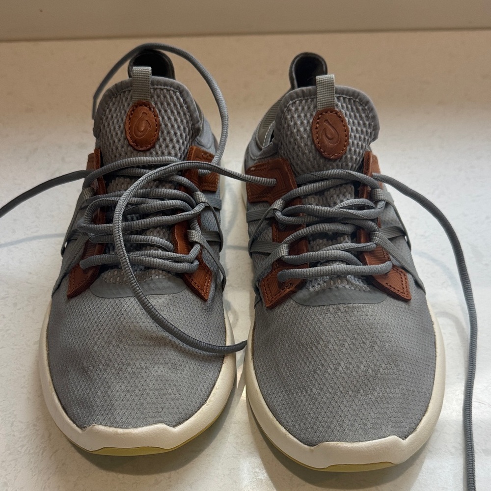 OluKai Manele gray golf shoes